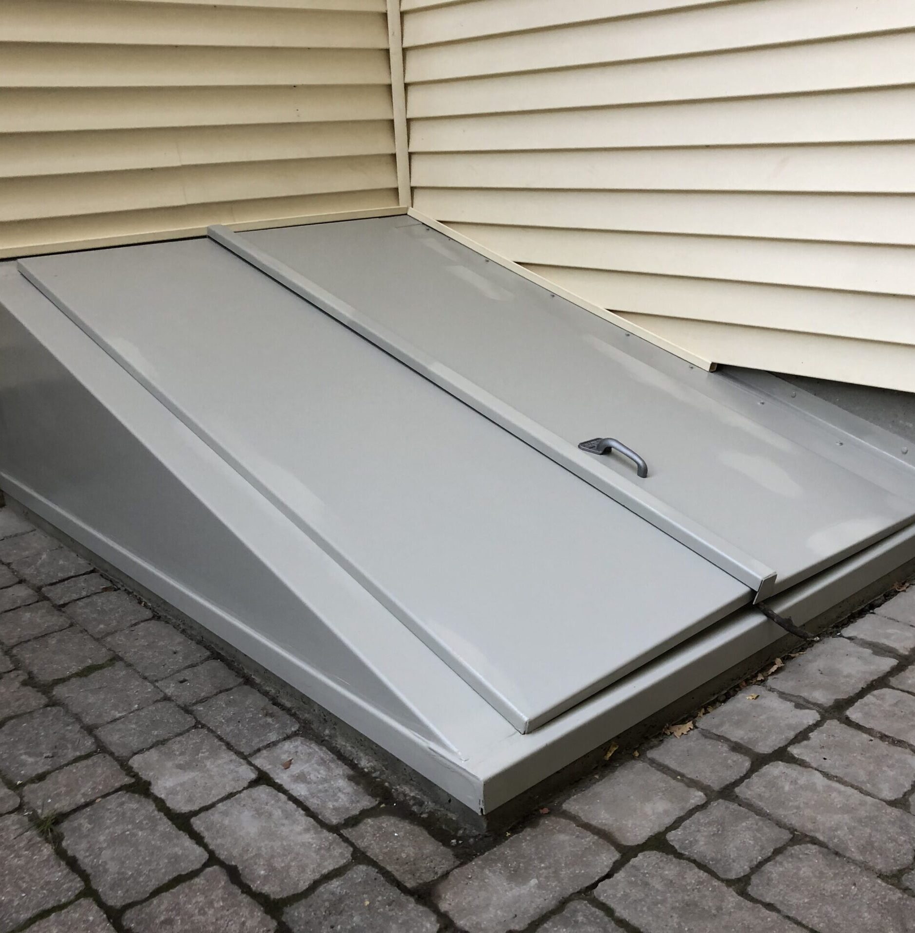 The Bulkhead Man & Sons, LLC. Pivot Creative Branding, Digital